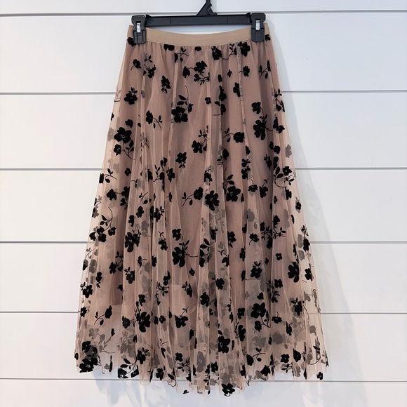 Chicwish Dresses & Skirts - Chicwish Fairycore Goth Tulle Midi Skirt Flocked Floral Vintage Dark Academia S